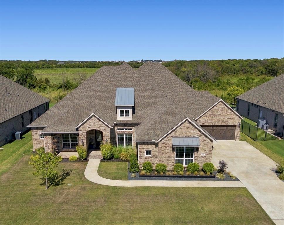 Welcome to 506 Summer Oaks in Breezy Hill!