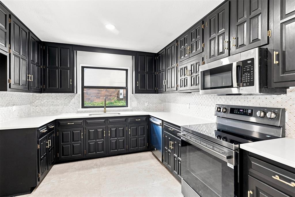 5425 Deep Canyon Drive, Garland, TX 75043