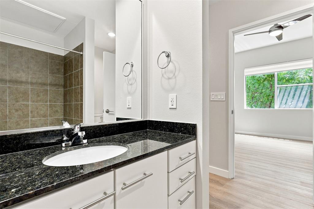 3025 Bryan Street, #2H, Dallas, TX 75204