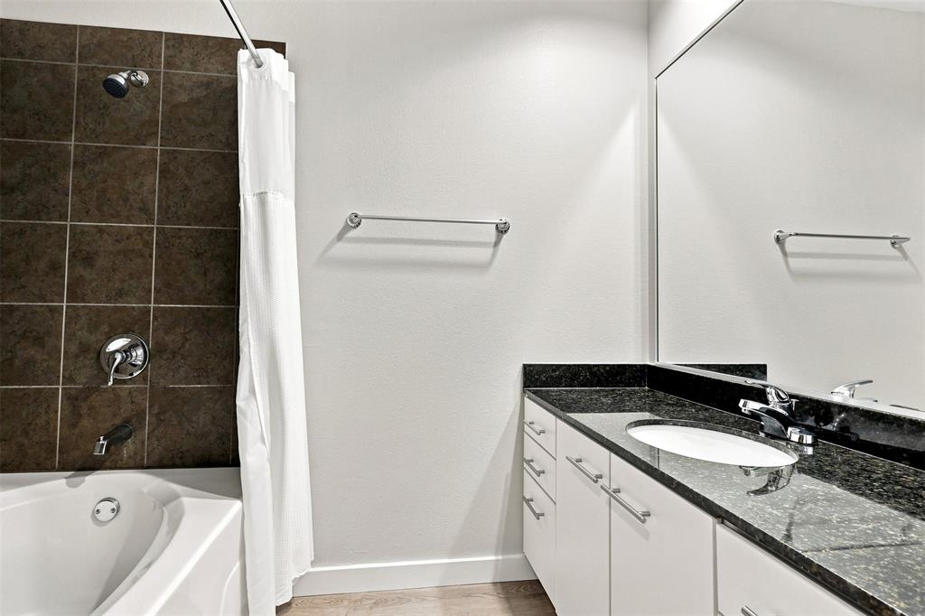 3025 Bryan Street, #2H, Dallas, TX 75204