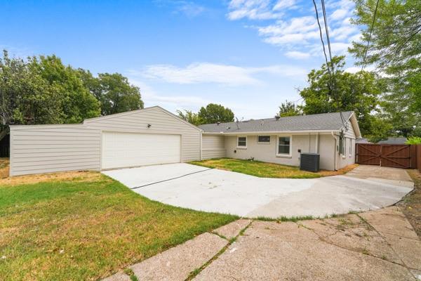 14011 Stardust Lane, Farmers Branch, TX 75234