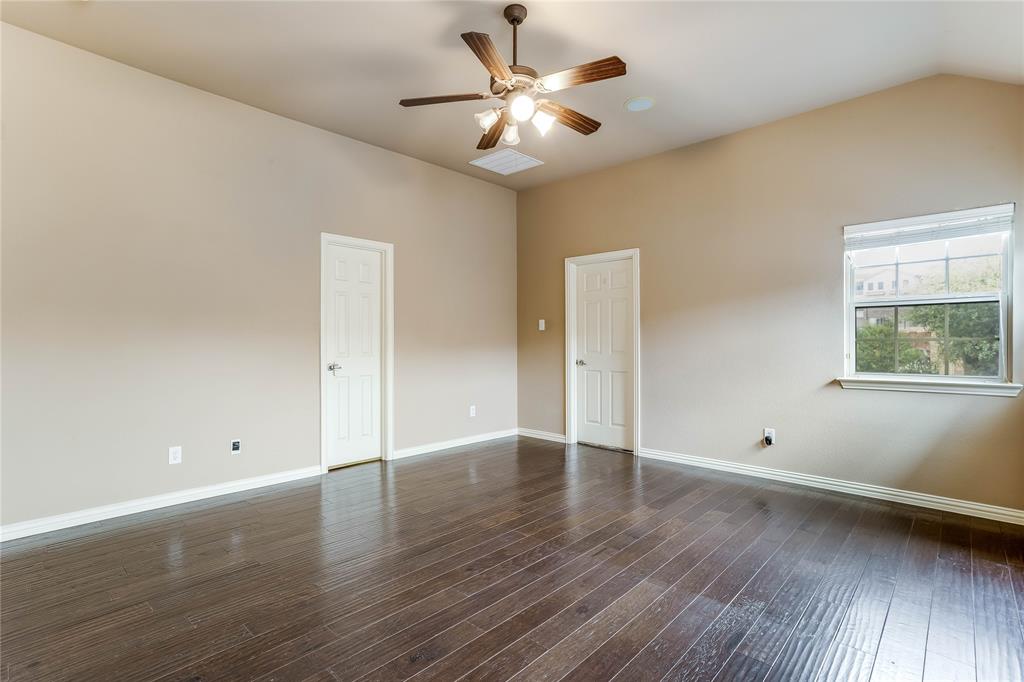 1014 Kaylie Street, Grand Prairie, TX 75052