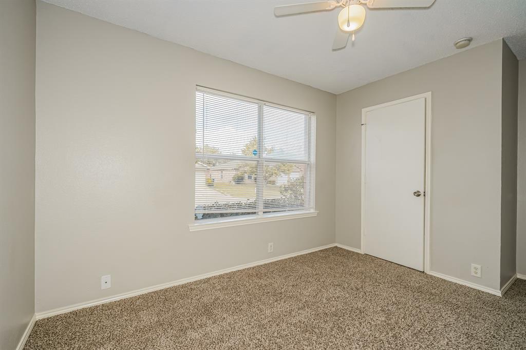 207 Prentice Drive, Seagoville, TX 75159