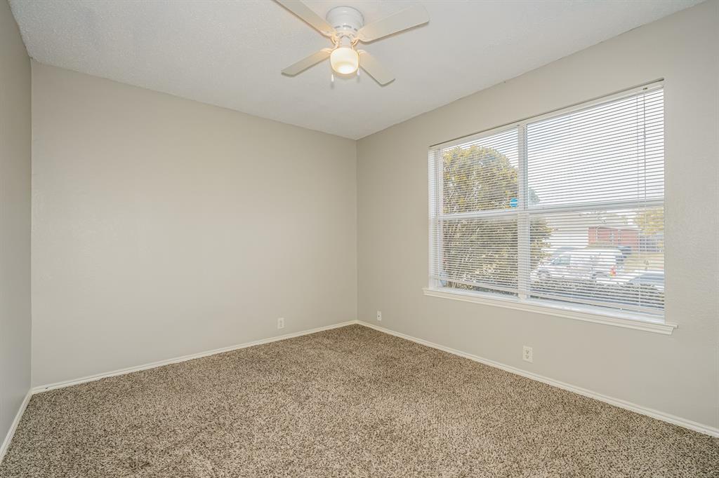 207 Prentice Drive, Seagoville, TX 75159