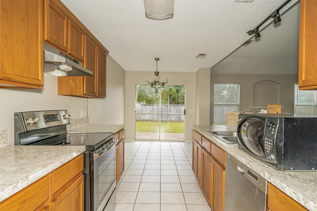 207 Prentice Drive, Seagoville, TX 75159