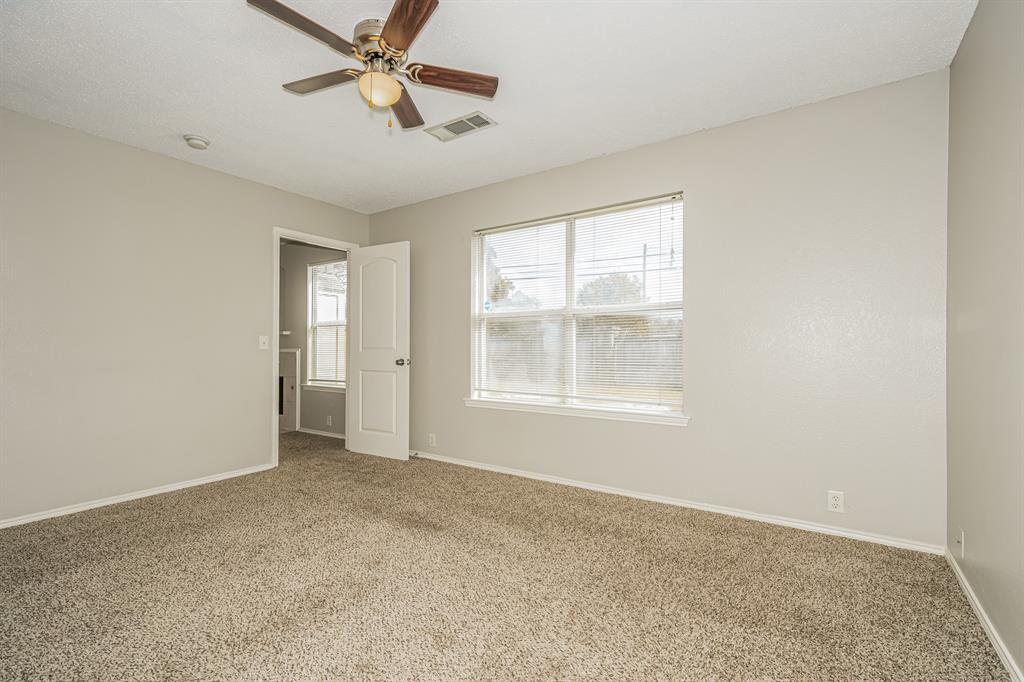 207 Prentice Drive, Seagoville, TX 75159