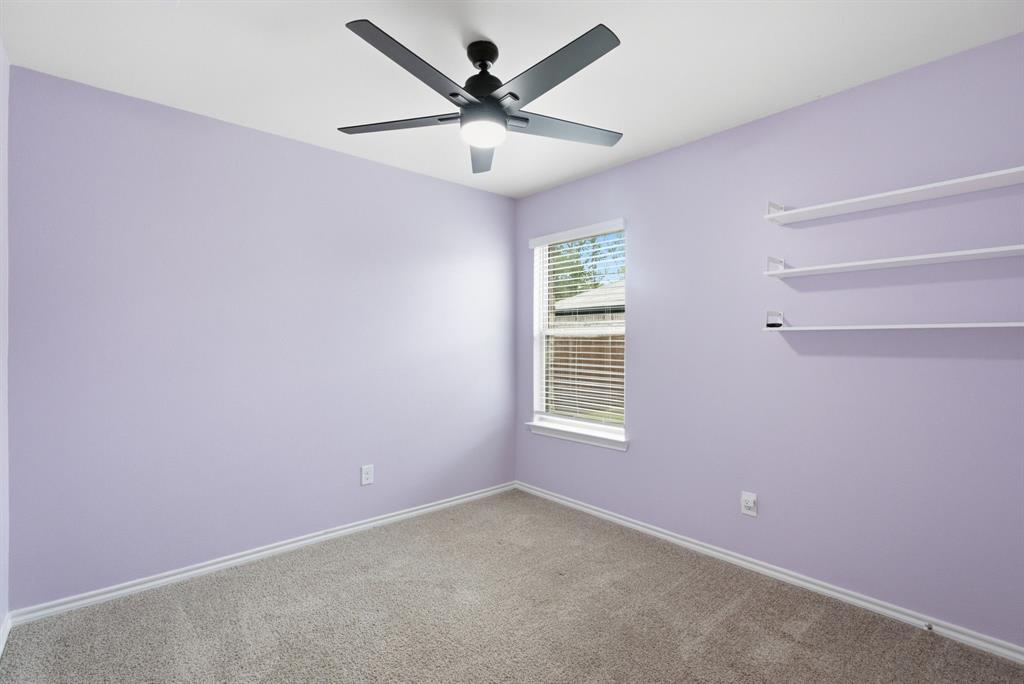 1006 River Oaks Lane, Chandler, TX 75758