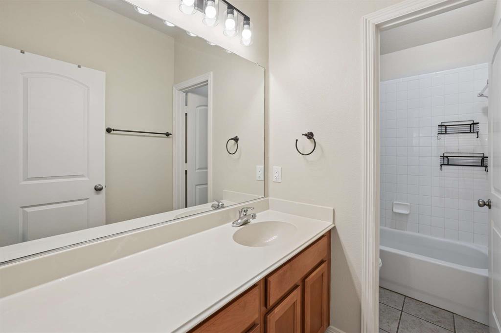 3512 Black Gold Drive, McKinney, TX 75070