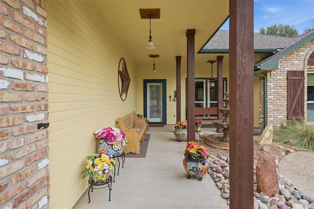 215 Morene Avenue, Waxahachie, TX 75165