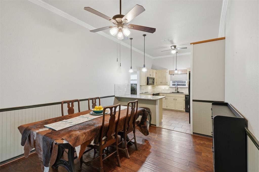 215 Morene Avenue, Waxahachie, TX 75165