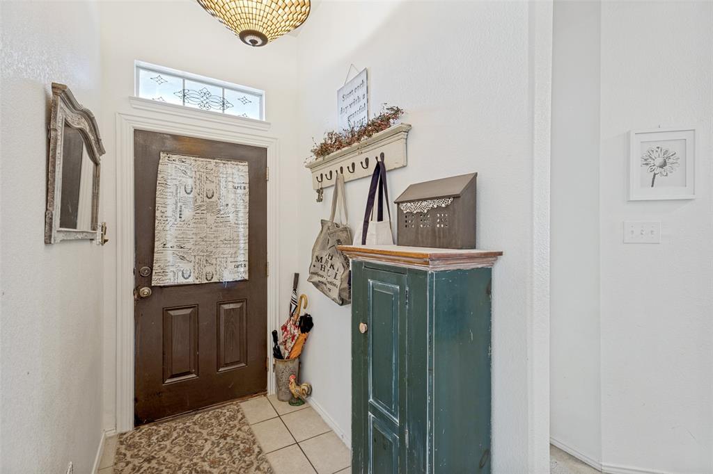 2118 Hanakoa Falls Drive, Anna, TX 75409