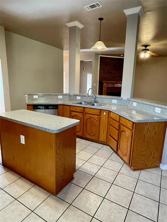 1425 Landsford Drive, Allen, TX 75013