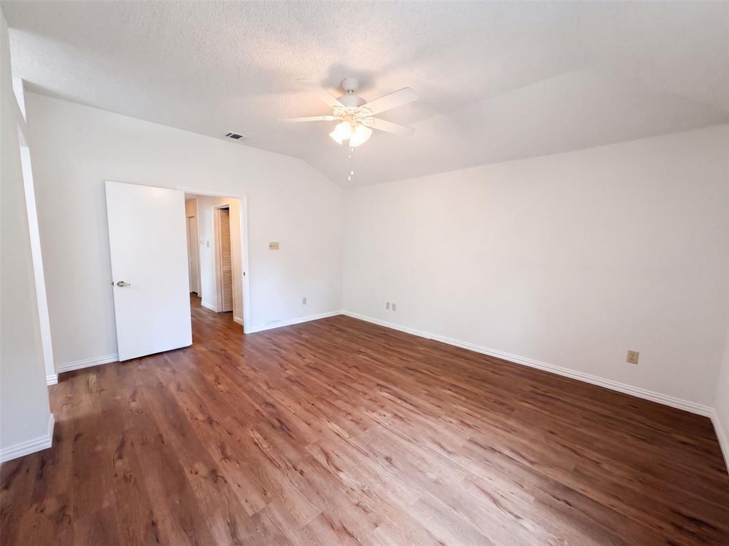 301 Hillside Court, Garland, TX 75043