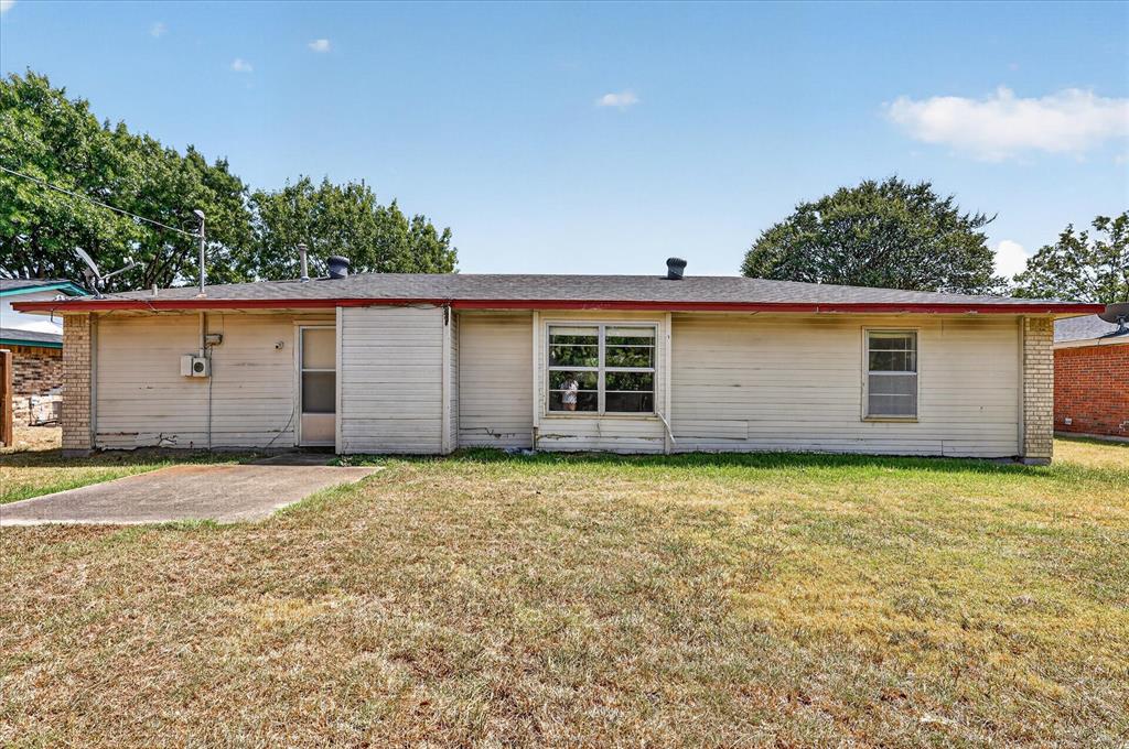 203 Myrtle Avenue, Waxahachie, TX 75165