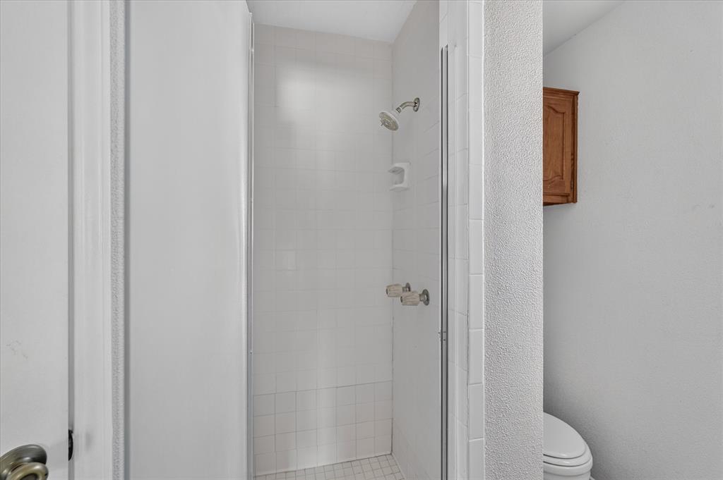 203 Myrtle Avenue, Waxahachie, TX 75165