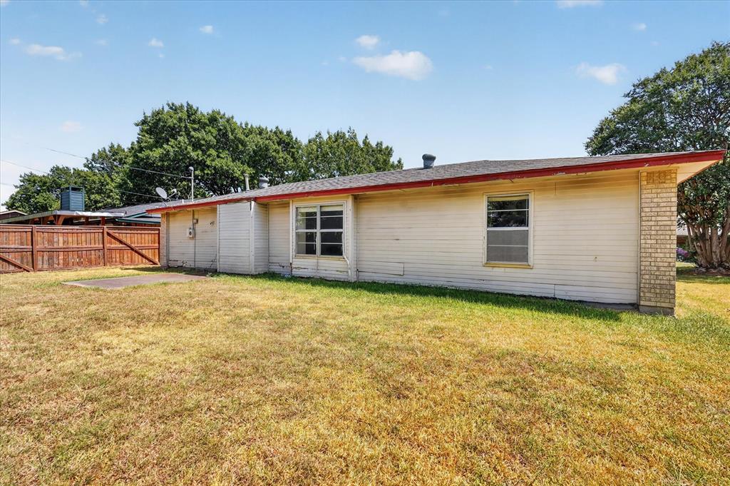 203 Myrtle Avenue, Waxahachie, TX 75165