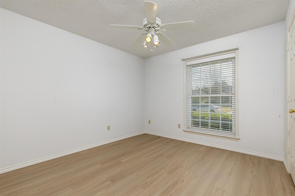 2526 Willowdale Drive, Carrollton, TX 75006