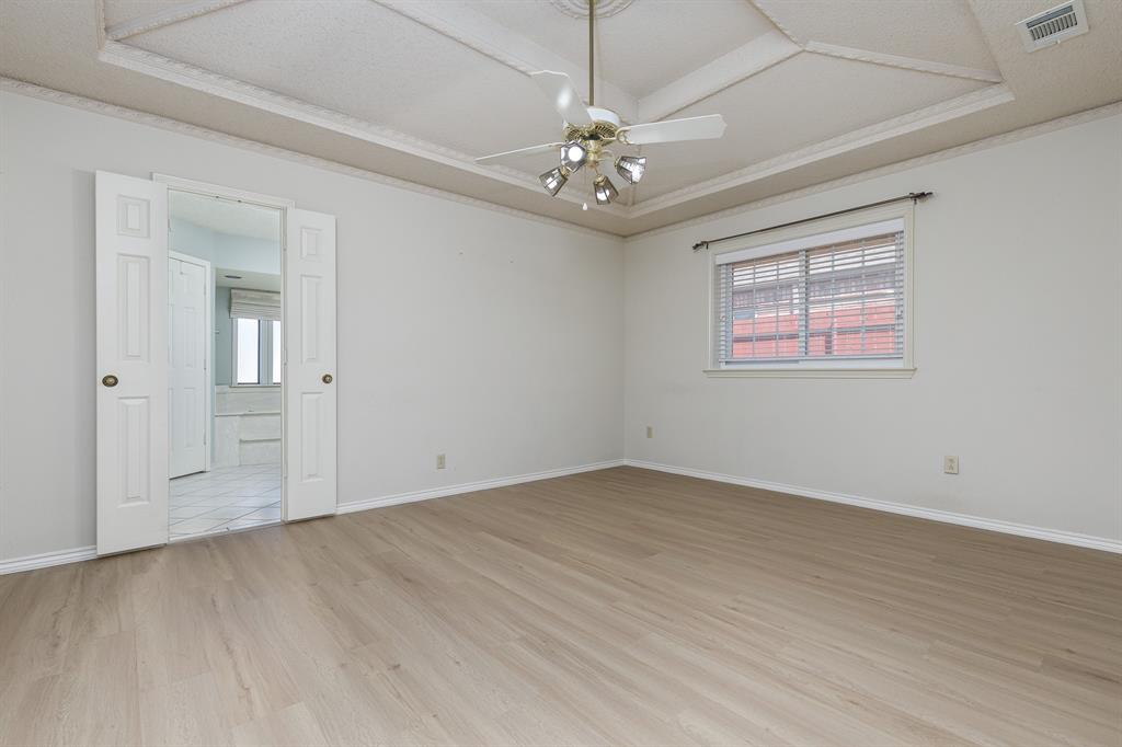 2526 Willowdale Drive, Carrollton, TX 75006