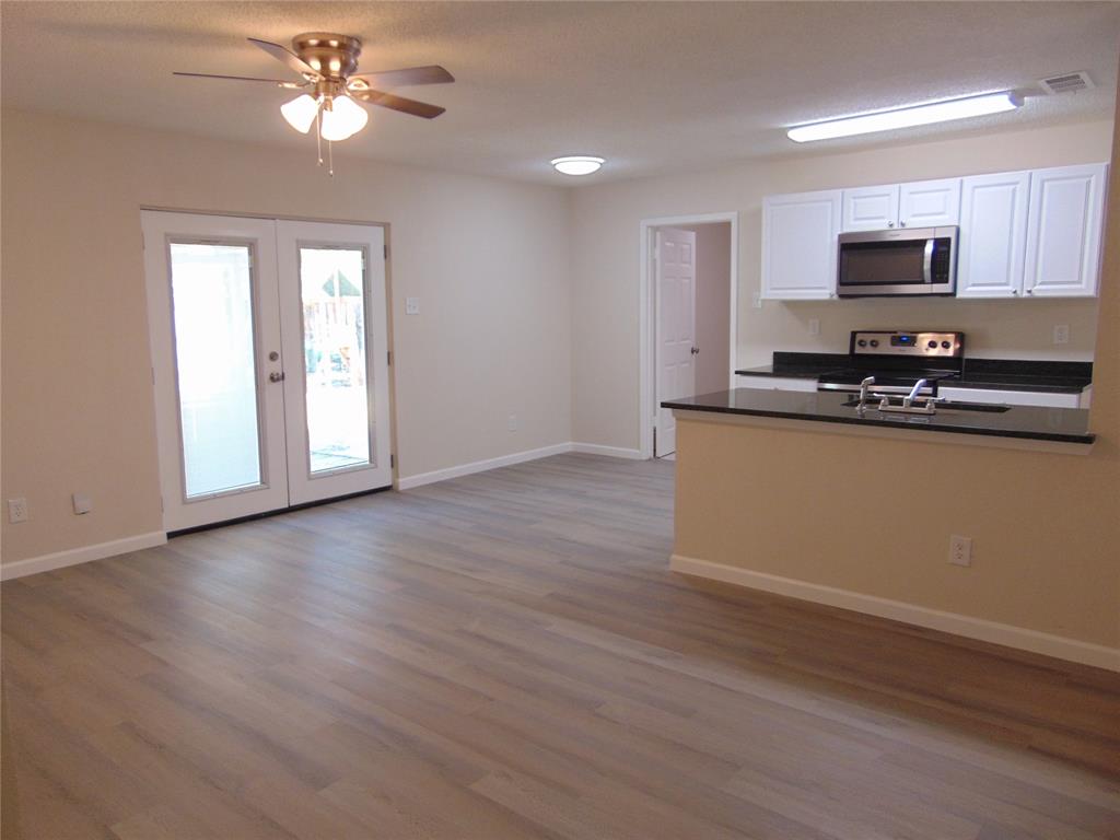 1224 Mars Drive, Cedar Hill, TX 75104 1224 Mars Drive, Cedar Hill, TX 75104