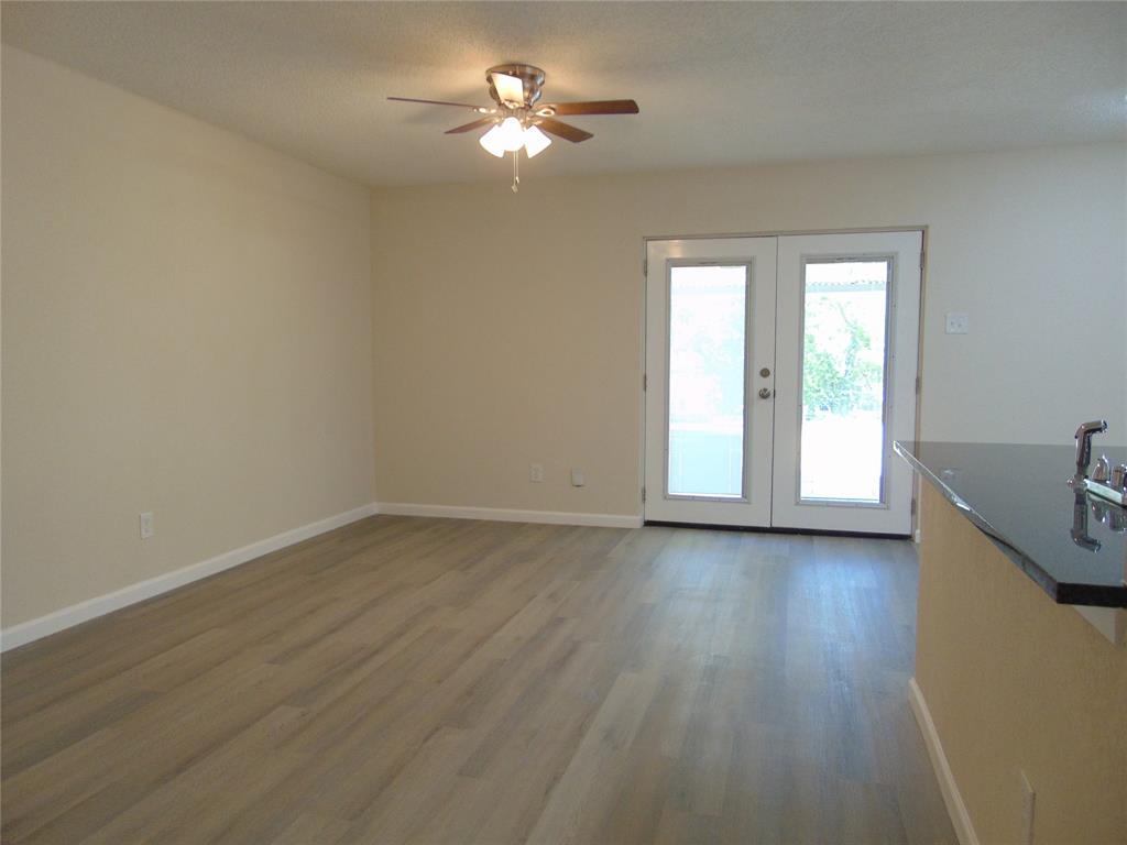 1224 Mars Drive, Cedar Hill, TX 75104