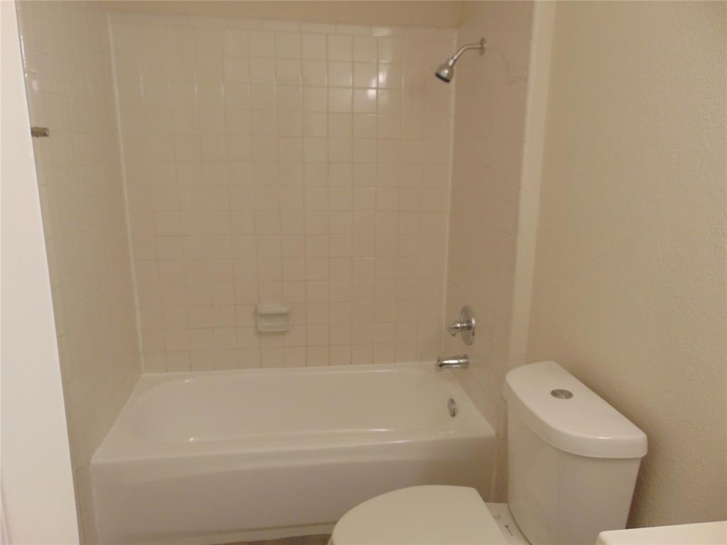 1224 Mars Drive, Cedar Hill, TX 75104