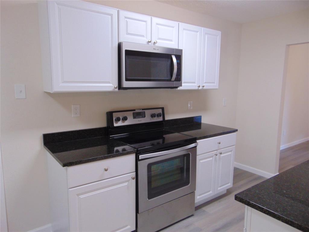 1224 Mars Drive, Cedar Hill, TX 75104