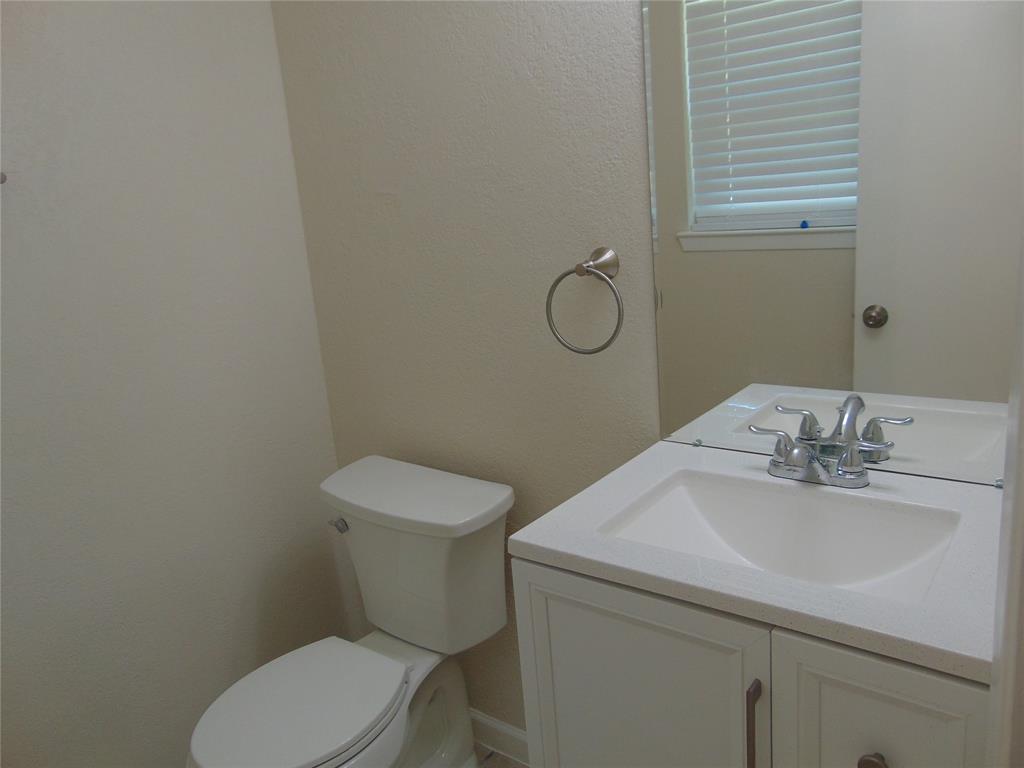 1224 Mars Drive, Cedar Hill, TX 75104