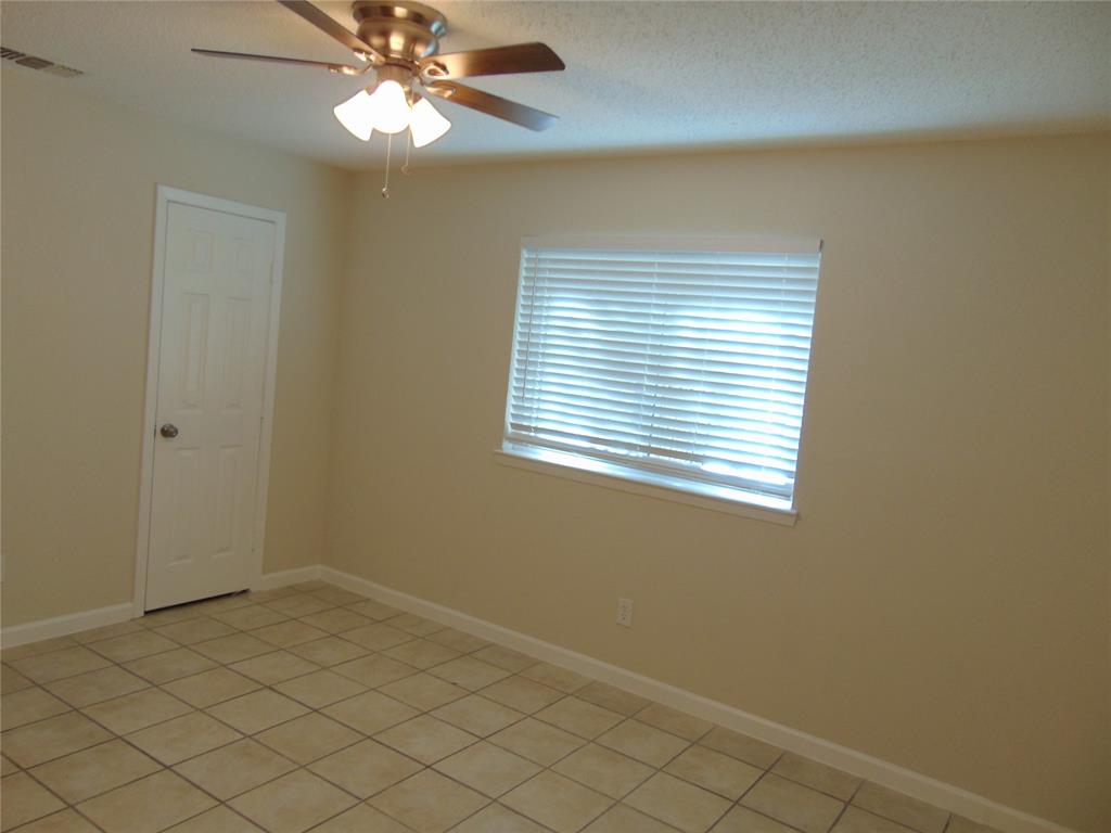 1224 Mars Drive, Cedar Hill, TX 75104