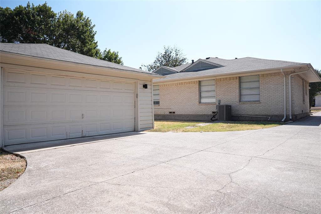 6565 Ascot Lane, Dallas, TX 75214
