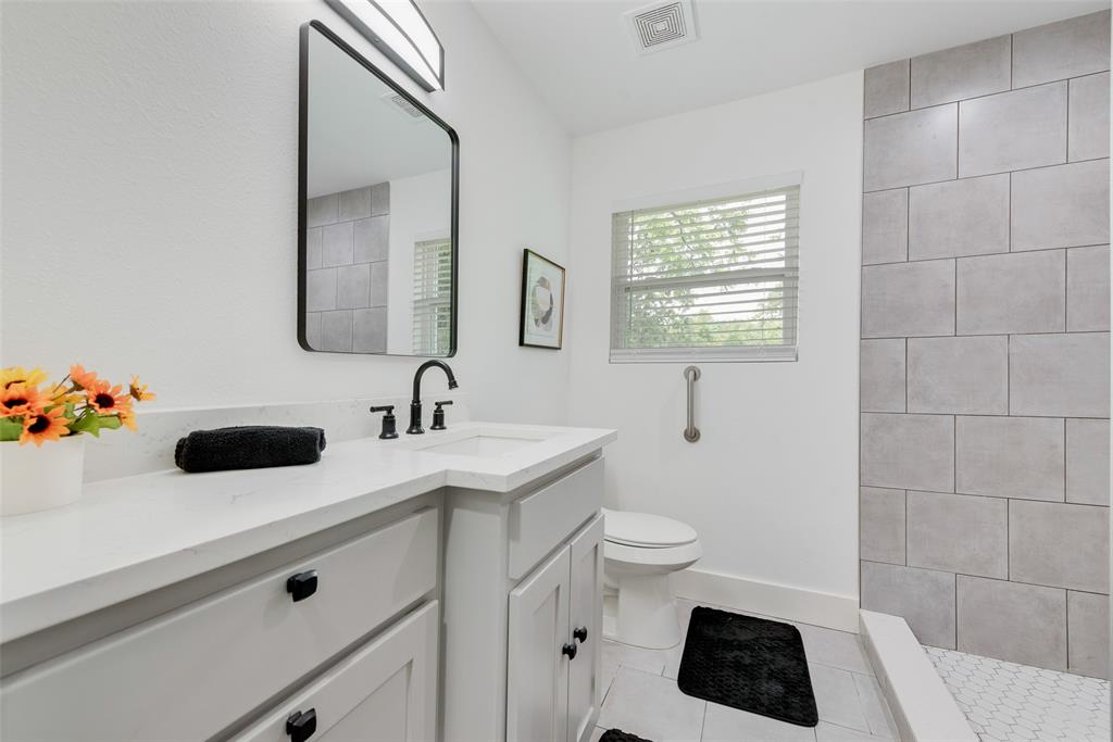 10166 San Lorenzo, Dallas, TX 75228