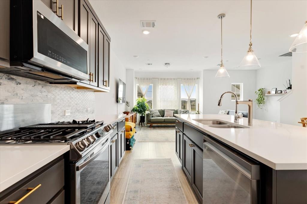 2223 Adena Springs Drive, Allen, TX 75013 2223 Adena Springs Drive, Allen, TX 75013