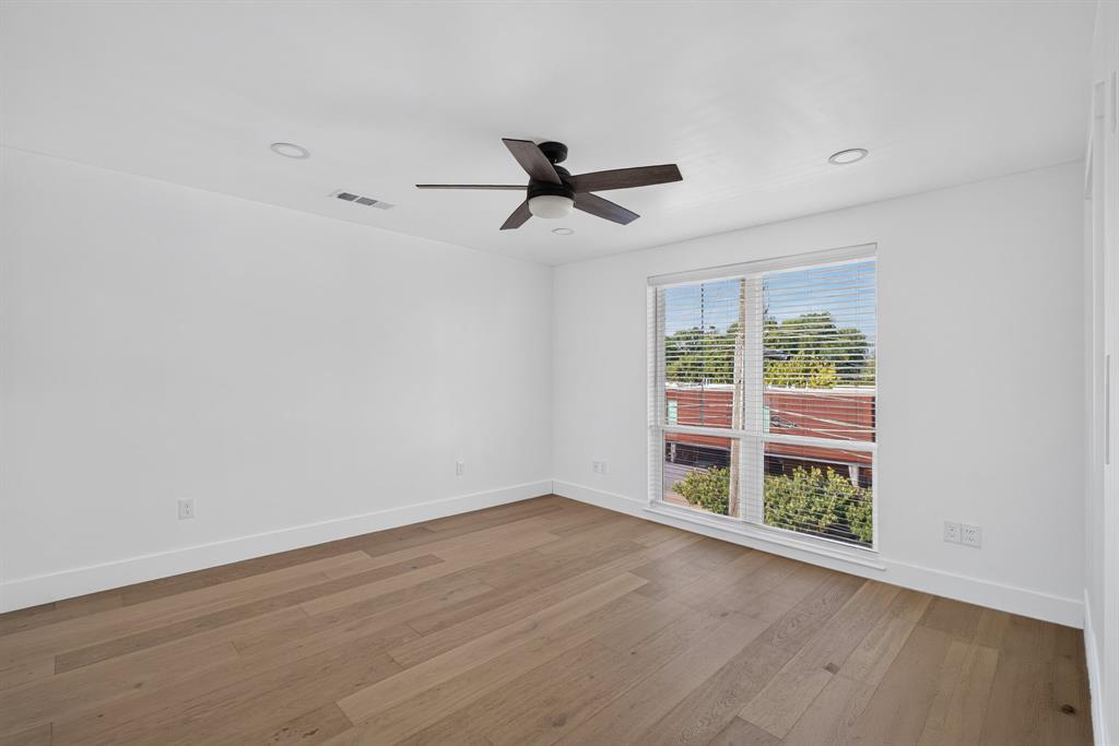 2349 N Carroll Avenue, Dallas, TX 75204