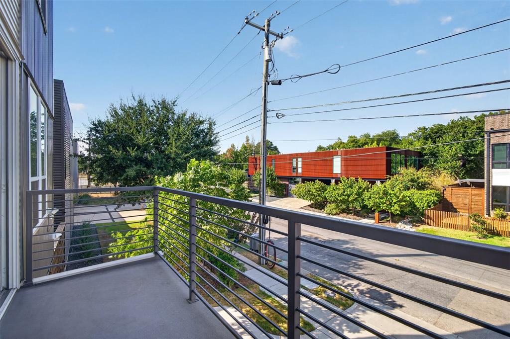 2349 N Carroll Avenue, Dallas, TX 75204