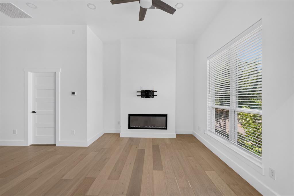 2349 N Carroll Avenue, Dallas, TX 75204
