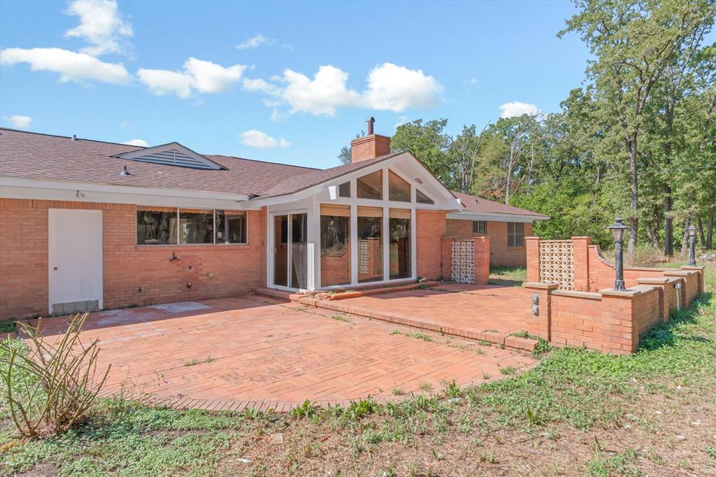 609 E Dewey Street, Malakoff, TX 75148