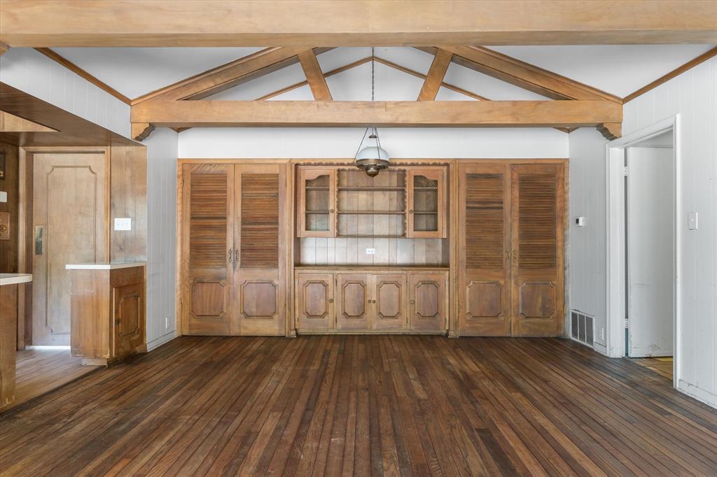 609 E Dewey Street, Malakoff, TX 75148
