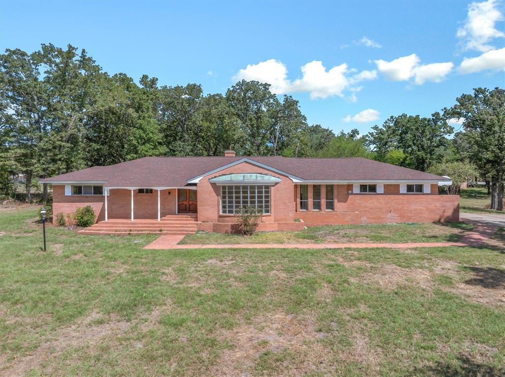 609 E Dewey Street, Malakoff, TX 75148