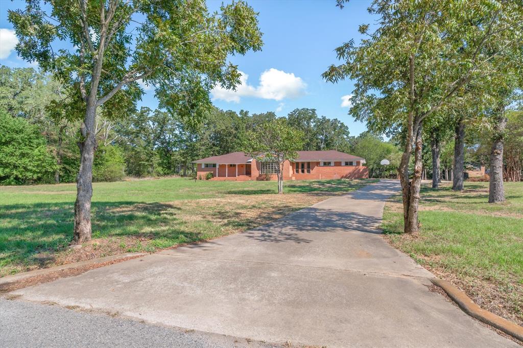 609 E Dewey Street, Malakoff, TX 75148 609 E Dewey Street, Malakoff, TX 75148