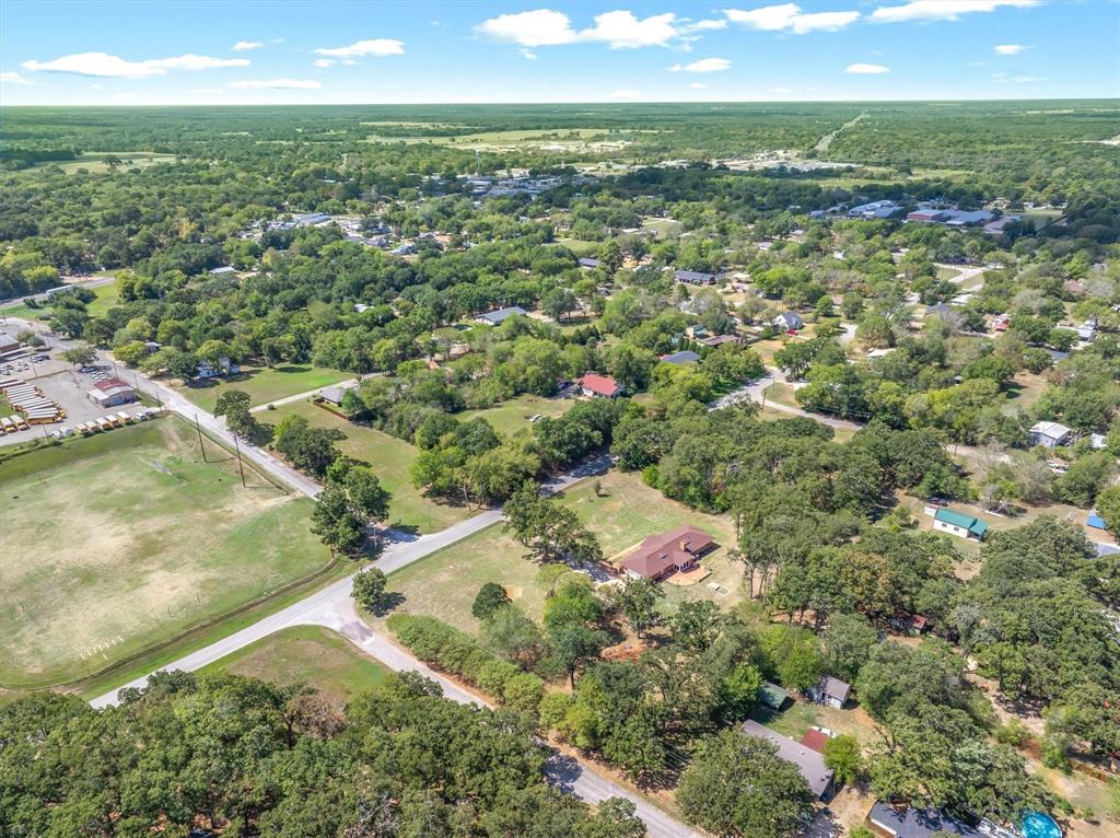 609 E Dewey Street, Malakoff, TX 75148