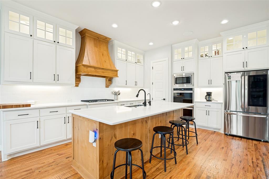 5850 Harper Drive, Midlothian, TX 76065