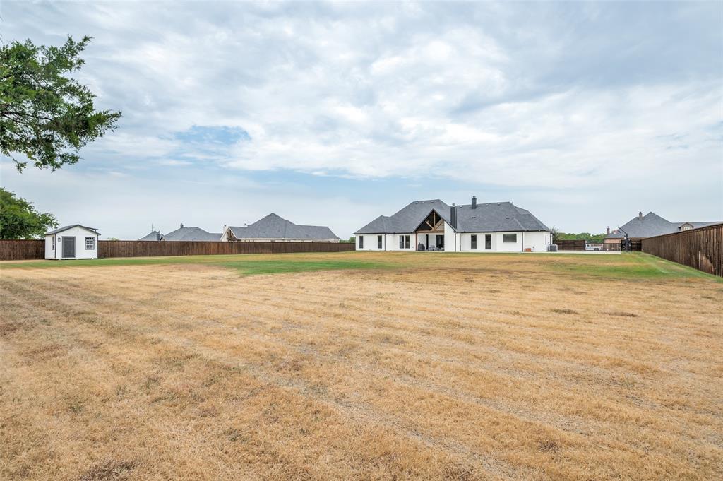 5850 Harper Drive, Midlothian, TX 76065