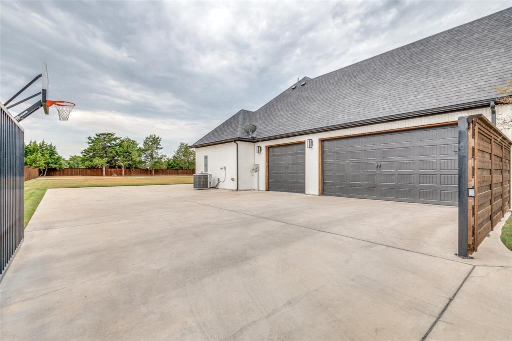 5850 Harper Drive, Midlothian, TX 76065