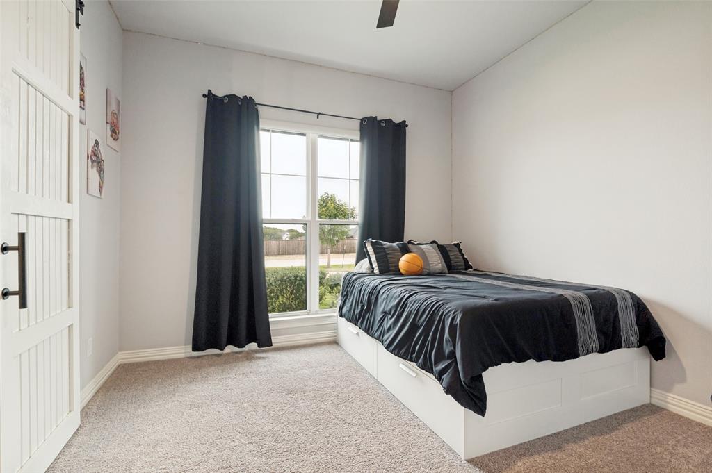 5850 Harper Drive, Midlothian, TX 76065