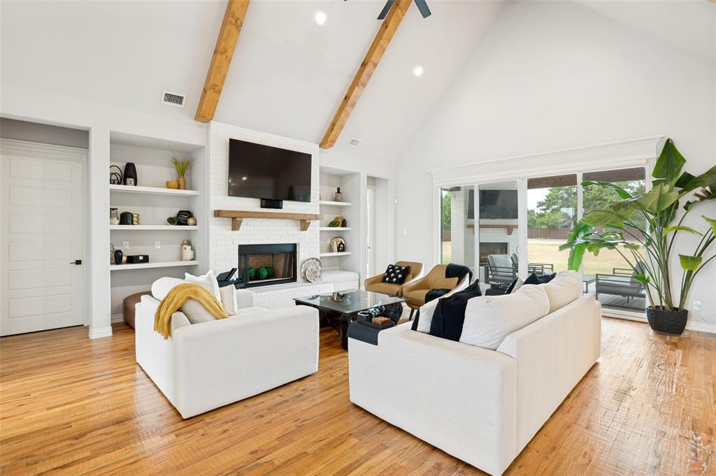 5850 Harper Drive, Midlothian, TX 76065