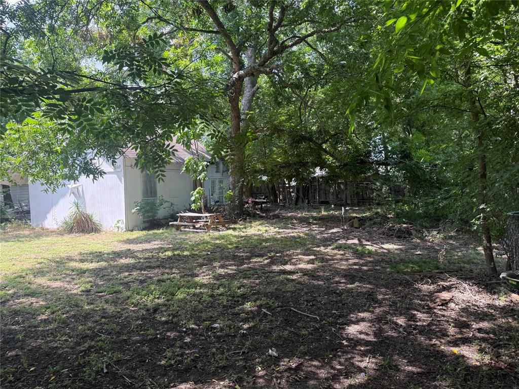 1018 N College Street, McKinney, TX 75069