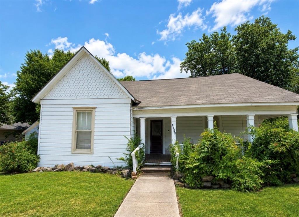 1018 N College Street, McKinney, TX 75069