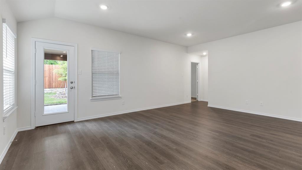 4028 Ripplewood Drive, Lindale, TX 75771