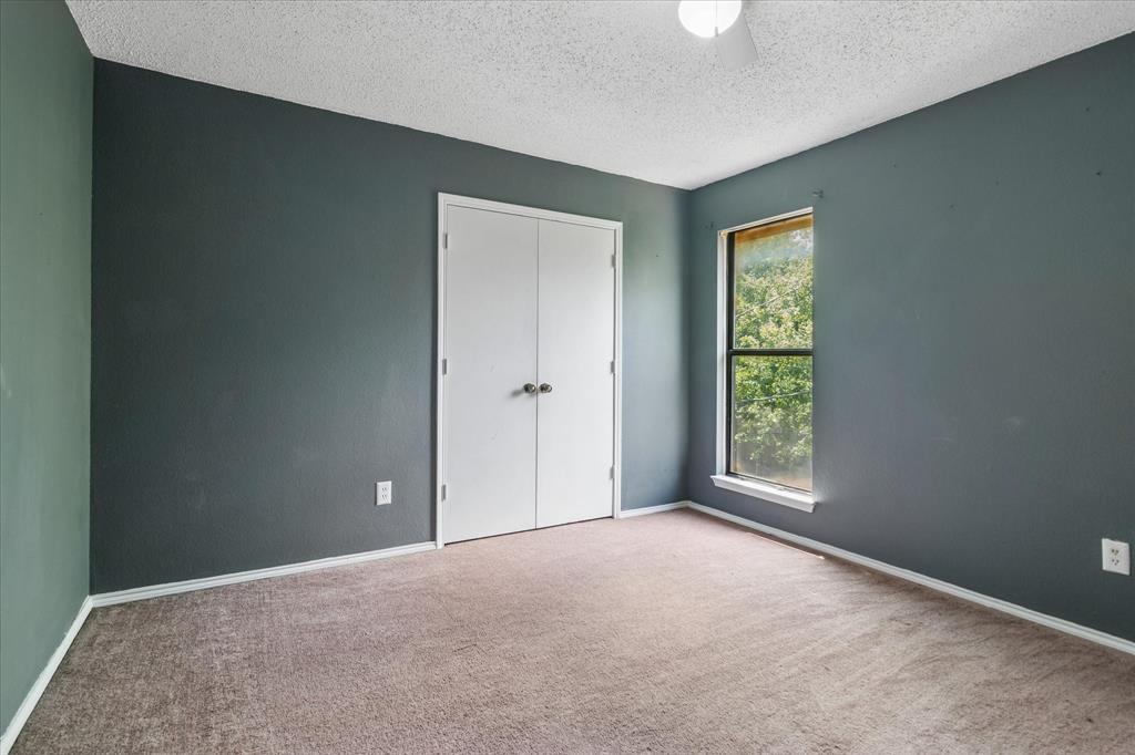 720 Ford Drive, Cedar Hill, TX 75104