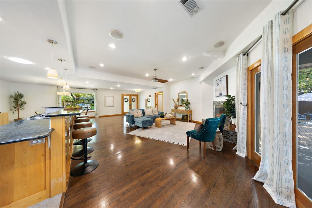 10412 Silverock Drive, Dallas, TX 75218