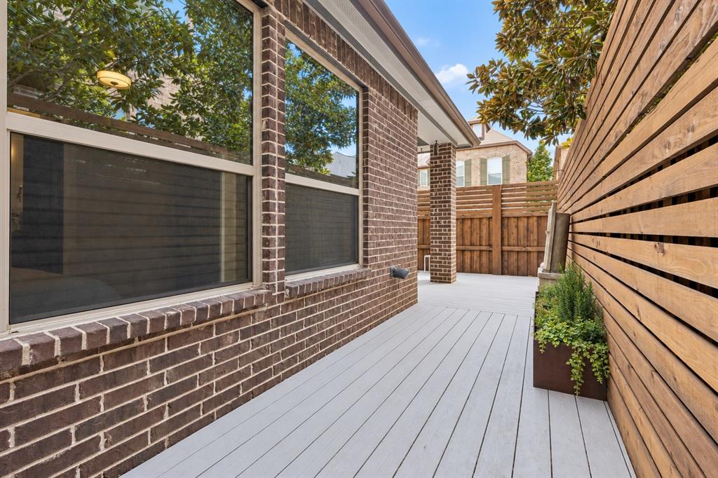 8615 Thorbrush Place, Dallas, TX 75238